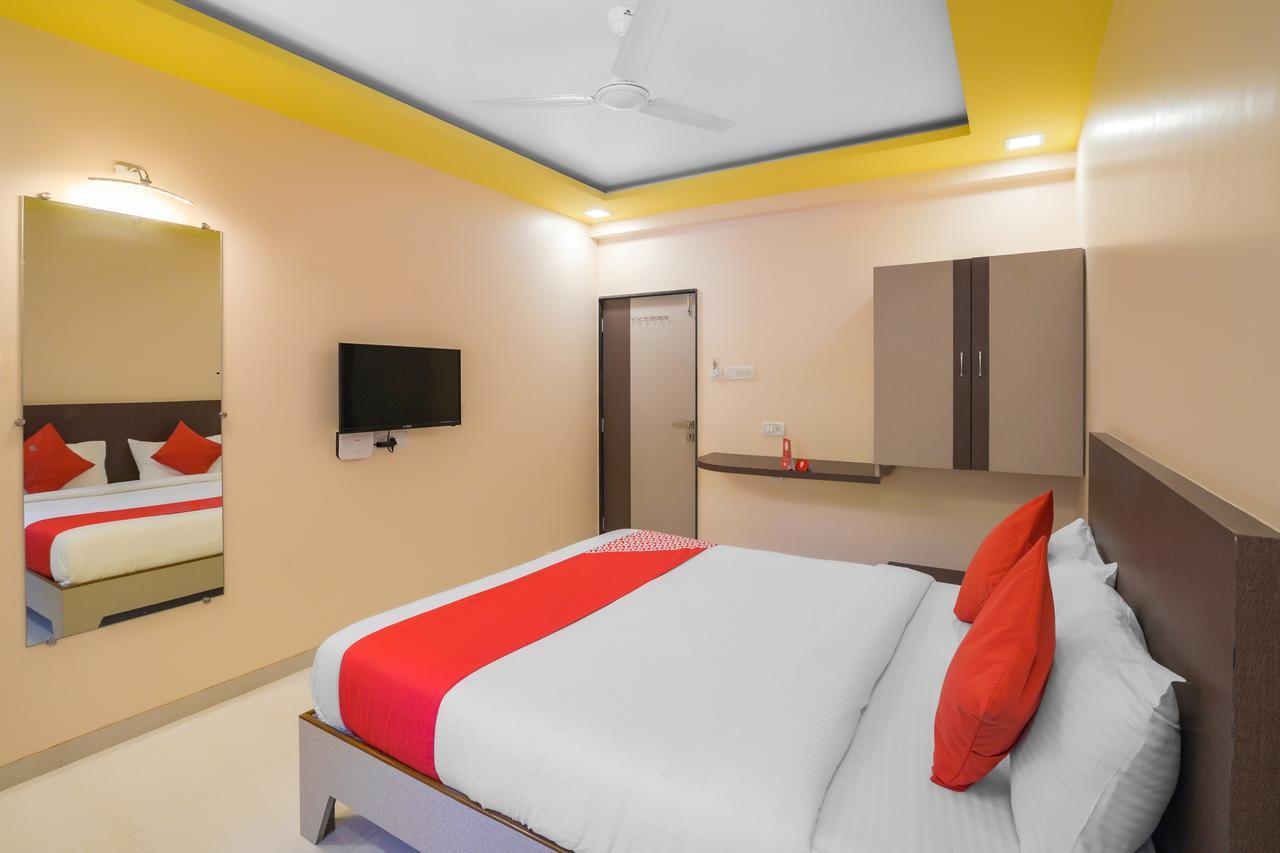 Oyo 13150 Mangal Residency Hotell Lonavala Exteriör bild