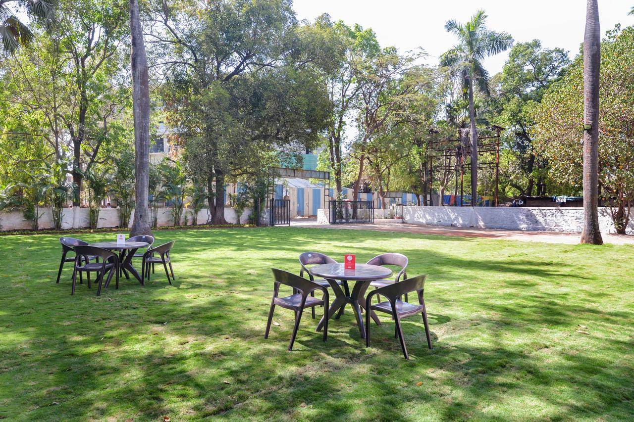 Oyo 13150 Mangal Residency Hotell Lonavala Exteriör bild